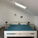 Apartment Jovic 2 *