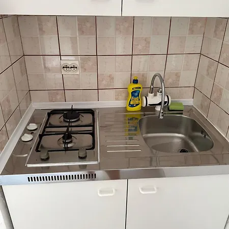 Jovic 2 Apartman *