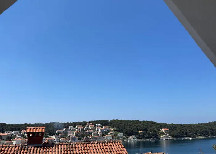 Jovic 2 マリ・ロシニュ